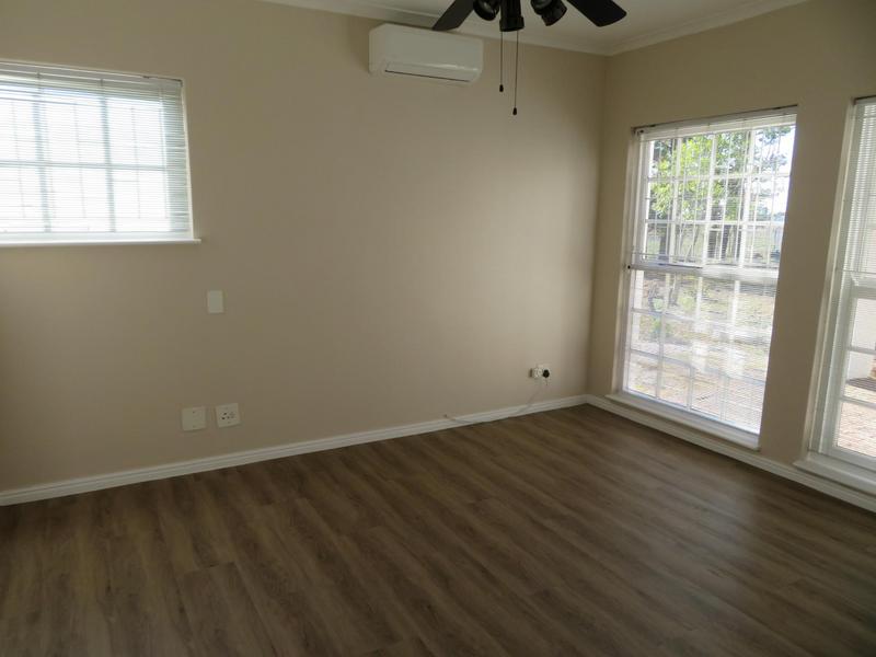 3 Bedroom Property for Sale in Zevenwacht Farm Village Western Cape